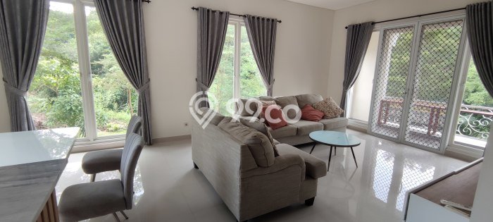 Disewakan Rumah Harga Terjangkau di Candi Golf Semarang Punya 4 Kamar Tidur Disewakan Rumah Harga Terjangkau di Candi Golf Semarang Punya 4 Kamar Tidur