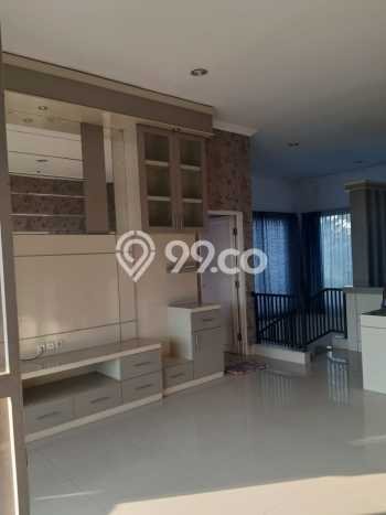 Rumah Mewah LB 270m2 Siap Huni Desain Elegan di Candi Golf, Semarang Rumah Mewah LB 270m2 Siap Huni Desain Elegan di Candi Golf, Semarang