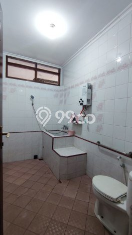 Rumah Elit Modern Siap Huni di Brumbungan Semarang Rumah Elit Modern Siap Huni di Brumbungan Semarang
