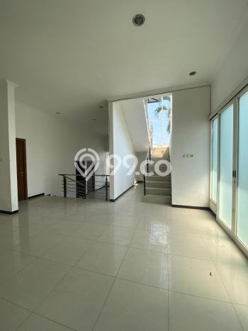 Rumah Kontrakan Semarang LT 310m2 LB 300m2 Area papandayan Rumah Kontrakan Semarang LT 310m2 LB 300m2 Area papandayan