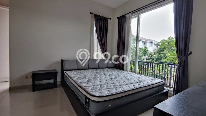Rumah di Candi Golf, 3 KT, Design Minimalis, Luas 260m² LB 210m² Rumah di Candi Golf, 3 KT, Design Minimalis, Luas 260m² LB 210m²