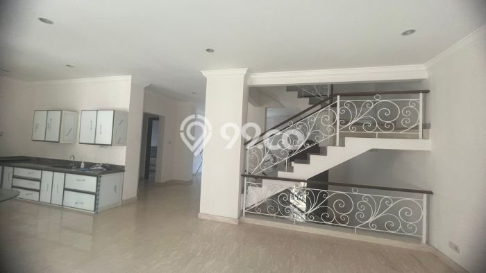 Jual Rumah Mewah Megah Dengan View Eksklusif di Sinri Jala, Makassar Jual Rumah Mewah Megah Dengan View Eksklusif di Sinri Jala, Makassar