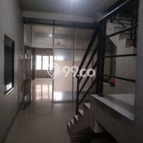 Ruko Disewa di Makassar dengan LB 324m2 Area Komersial Ramai Ruko Disewa di Makassar dengan LB 324m2 Area Komersial Ramai