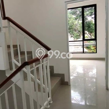 Unit Komersial Dijual di Jakarta Pusat LT 37m2 & LB 91m2 Unit Komersial Dijual di Jakarta Pusat LT 37m2 & LB 91m2