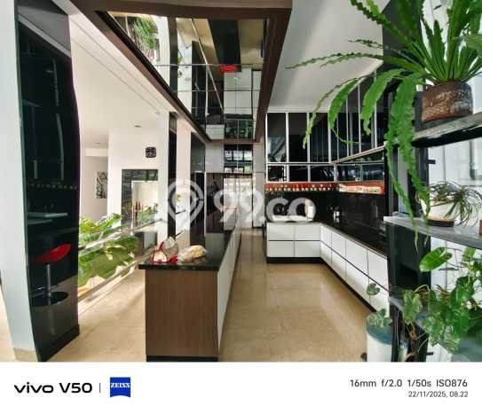 Rumah Elit Modern Siap Huni di Sentul City Bogor Rumah Elit Modern Siap Huni di Sentul City Bogor