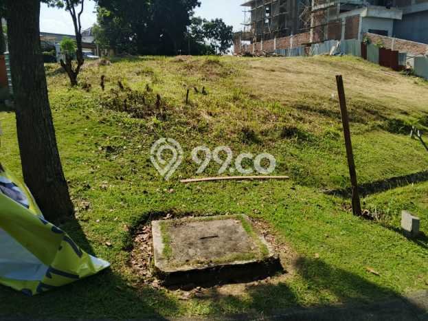 Dijual Tanah di , Luas 796m2m², Akses Strategis Dijual Tanah di , Luas 796m2m², Akses Strategis
