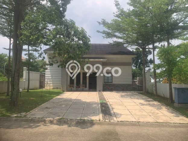 Rumah area Sentul City, 3 KT, Lingkungan Strategis, LT 250m2m² LB 525m2m² Rumah area Sentul City, 3 KT, Lingkungan Strategis, LT 250m2m² LB 525m2m²
