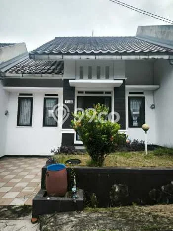 Rumah sewa siap pakai 2 KT di Sentul, Bogor Rumah sewa siap pakai 2 KT di Sentul, Bogor