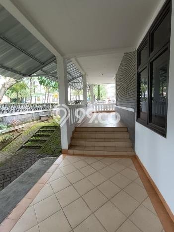 Rumah Luxury Modern Tanpa Renovasi di Sentul City Bogor Rumah Luxury Modern Tanpa Renovasi di Sentul City Bogor