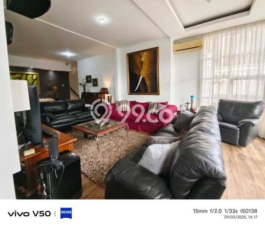 Rumah Mewah LB 300m2 Siap Huni Desain Elegan di Sentul City, Bogor Rumah Mewah LB 300m2 Siap Huni Desain Elegan di Sentul City, Bogor