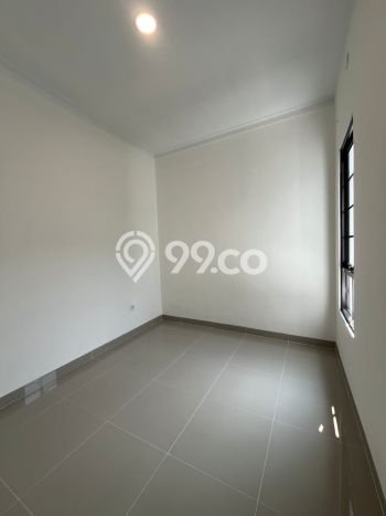 For Sale Hunian Rumah Terawat 4 Kamar di Sentul, Bogor For Sale Hunian Rumah Terawat 4 Kamar di Sentul, Bogor