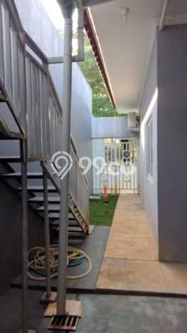HARGA SPESIAL! Rumah kawasan Sentul City, Akses ke Fasilitas, 2 KM, Luas 300m2m² LB 200m2m² HARGA SPESIAL! Rumah kawasan Sentul City, Akses ke Fasilitas, 2 KM, Luas 300m2m² LB 200m2m²