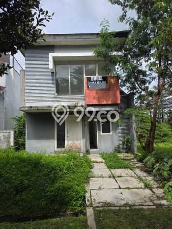 Rumah Luas Asri 2 KT Siap Pakai di Sentul City Bogor Rumah Luas Asri 2 KT Siap Pakai di Sentul City Bogor