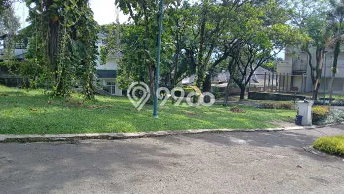Tanah Dijual Lokasi Strategis di Bogor dengan Luas 915m2 Tanah Dijual Lokasi Strategis di Bogor dengan Luas 915m2