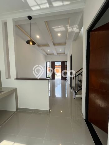 For Sale Hunian Rumah Terawat 4 Kamar di Sentul, Bogor For Sale Hunian Rumah Terawat 4 Kamar di Sentul, Bogor