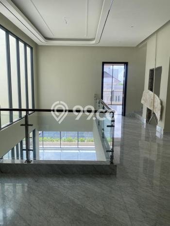 Rumah Luxury Modern Tanpa Renovasi di Sentul City Bogor Rumah Luxury Modern Tanpa Renovasi di Sentul City Bogor