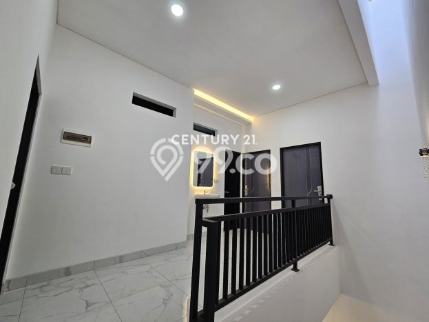 For Sale Hunian Rumah Terawat 4 KT di Meruya, Jakarta Barat For Sale Hunian Rumah Terawat 4 KT di Meruya, Jakarta Barat
