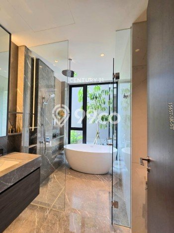 Rumah Mewah LB 744m2 Siap Pakai Desain Elegan di BSD City, Tangerang Rumah Mewah LB 744m2 Siap Pakai Desain Elegan di BSD City, Tangerang