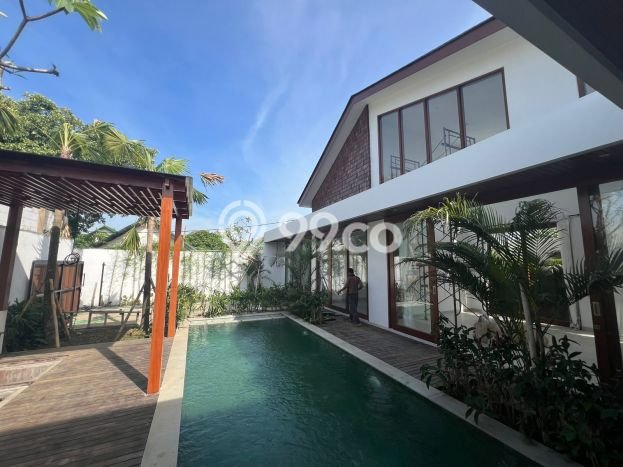 HARGA SPESIAL! Rumah area , Denpasar, Luas 218m2m² LB 93m2m² BISA KPR! HARGA SPESIAL! Rumah area , Denpasar, Luas 218m2m² LB 93m2m² BISA KPR!