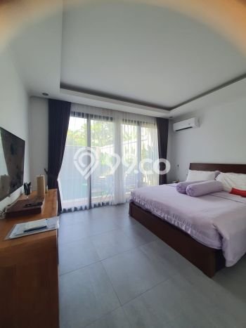 Rumah Elit LB 292m2 Siap Pakai Desain Elegan di Seminyak, Badung Rumah Elit LB 292m2 Siap Pakai Desain Elegan di Seminyak, Badung