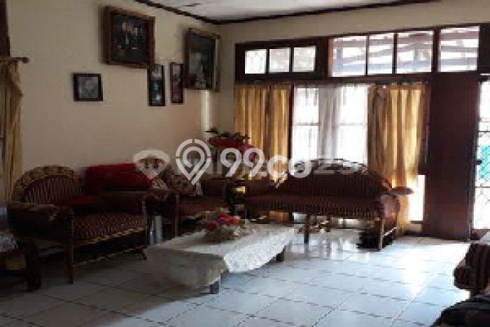 Siap Huni Rumah Mewah 4 Kamar di Kebayoran Baru Dekat ke Mana Saja Siap Huni Rumah Mewah 4 Kamar di Kebayoran Baru Dekat ke Mana Saja