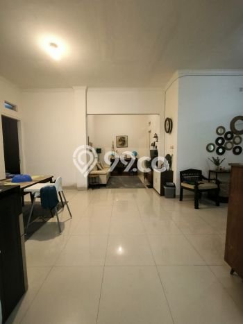 Dijual Rumah Premium dengan Fasilitas Sekitar Komplit di Kebon Jeruk, Jakarta Barat Dijual Rumah Premium dengan Fasilitas Sekitar Komplit di Kebon Jeruk, Jakarta Barat