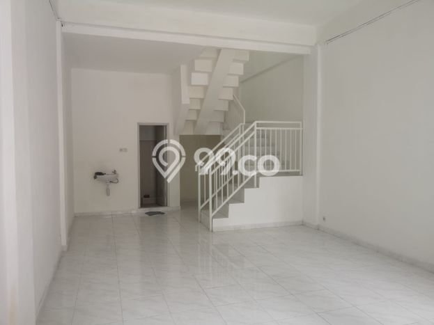 Ruko Bagus Dijual LB 120m2 Lokasi Strategis Jakarta Selatan Area Cocok untuk Bisnis Ruko Bagus Dijual LB 120m2 Lokasi Strategis Jakarta Selatan Area Cocok untuk Bisnis
