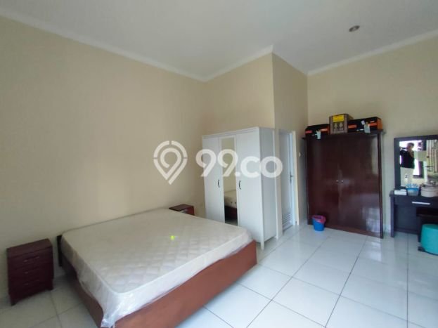Dijual Rumah Luas Elegan Dengan View Eksklusif di Joglo, Jakarta Barat Dijual Rumah Luas Elegan Dengan View Eksklusif di Joglo, Jakarta Barat