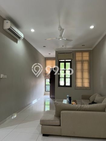 For Sale! Premium House LT 211m2 Desain Elegan di Senopati For Sale! Premium House LT 211m2 Desain Elegan di Senopati