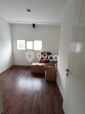 For Sale! Luxury House LT 155m2 Desain Modern di Pondok Indah For Sale! Luxury House LT 155m2 Desain Modern di Pondok Indah