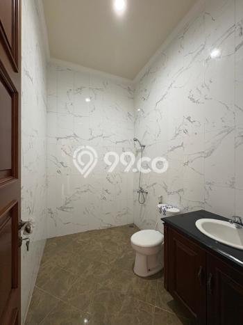Rumah Disewakan Jakarta Selatan LT 268m2 LB 400m2 Kawasan Veteran Rumah Disewakan Jakarta Selatan LT 268m2 LB 400m2 Kawasan Veteran