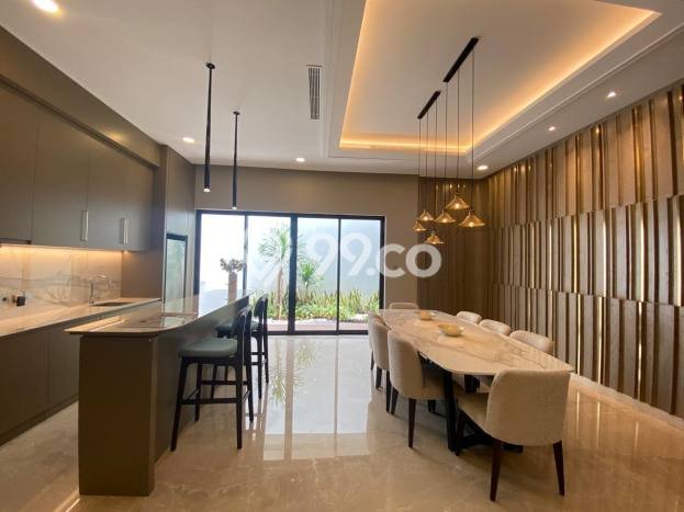 Dijual Rumah Mewah Megah Dengan View Cantik di Veteran, Jakarta Selatan Dijual Rumah Mewah Megah Dengan View Cantik di Veteran, Jakarta Selatan