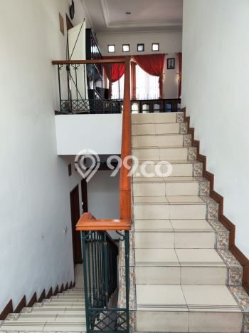 Rumah Mewah LB 433m2 Siap Huni Desain Elegan di Sukmajaya, Depok Rumah Mewah LB 433m2 Siap Huni Desain Elegan di Sukmajaya, Depok