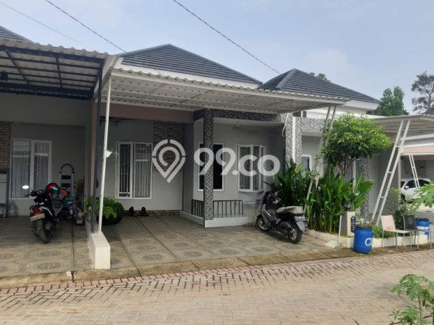 For Sale Hunian Rumah Terawat 2 Kamar di Cinangka, Depok For Sale Hunian Rumah Terawat 2 Kamar di Cinangka, Depok