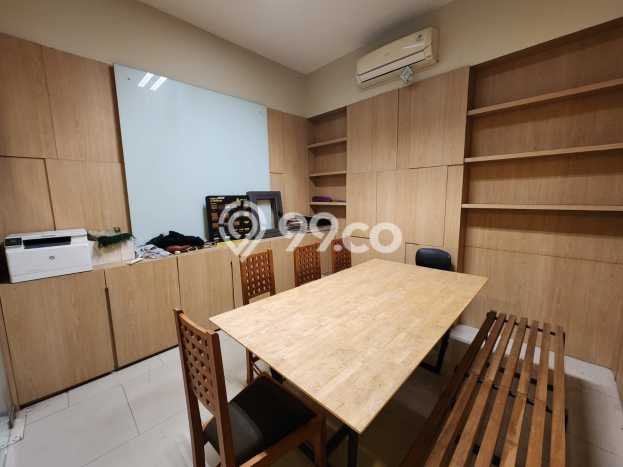 Area Ramai! Ruko Dijual di Kebayoran Baru untuk Bisnis Luas Bangunan 500m2 Area Ramai! Ruko Dijual di Kebayoran Baru untuk Bisnis Luas Bangunan 500m2
