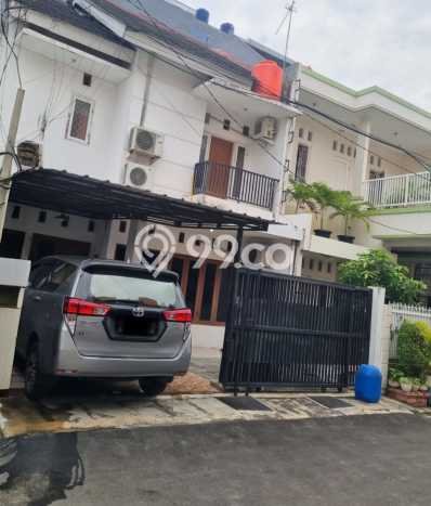 Dijual Hunian Rumah Terawat 4 Kamar di Jatibening, Bekasi Dijual Hunian Rumah Terawat 4 Kamar di Jatibening, Bekasi