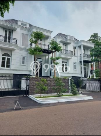 Dijual Rumah Mewah Exclusive di Kebayoran Baru, Jakarta Selatan Dijual Rumah Mewah Exclusive di Kebayoran Baru, Jakarta Selatan