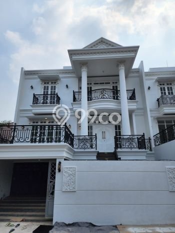 Rumah Mewah Dijual LT 200m2 di Cilandak, Jakarta Selatan Rumah Mewah Dijual LT 200m2 di Cilandak, Jakarta Selatan