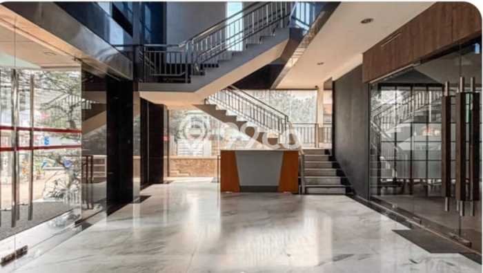 Kantor Bagus Dijual LB 2490m2 Lokasi Strategis Jakarta Selatan Area Cocok untuk Bisnis Kantor Bagus Dijual LB 2490m2 Lokasi Strategis Jakarta Selatan Area Cocok untuk Bisnis