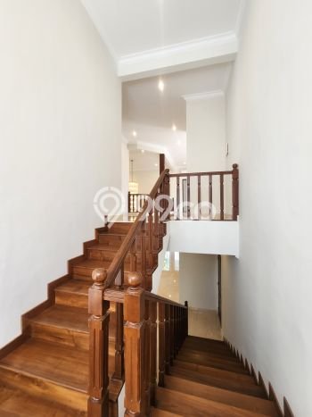 For Sale! Premium House LT 670m2 Desain Elegan di Pejaten For Sale! Premium House LT 670m2 Desain Elegan di Pejaten
