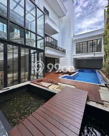 Jual Rumah Mewah Elegan Dengan View Cantik di Pondok Indah, Jakarta Selatan Jual Rumah Mewah Elegan Dengan View Cantik di Pondok Indah, Jakarta Selatan