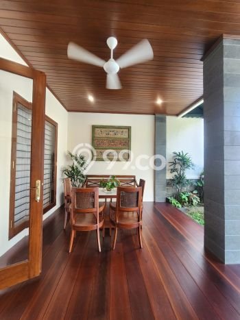 For Sale! Premium House LT 670m2 Desain Elegan di Pejaten For Sale! Premium House LT 670m2 Desain Elegan di Pejaten