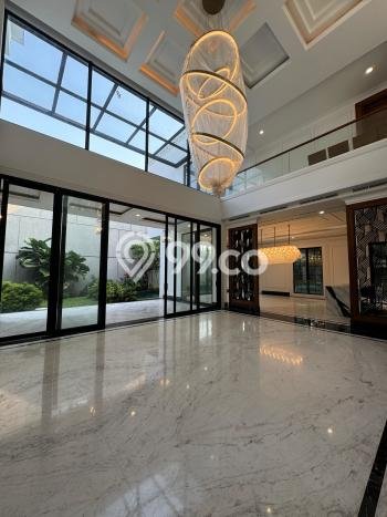 Rumah Elit Modern Tanpa Renovasi di Pondok Indah Jakarta Selatan Rumah Elit Modern Tanpa Renovasi di Pondok Indah Jakarta Selatan