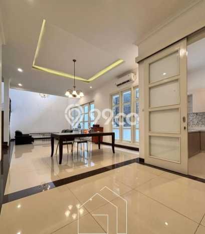 Ready to Use! Luxury House LT 300m2 Desain Elegan di Lebak Bulus Ready to Use! Luxury House LT 300m2 Desain Elegan di Lebak Bulus