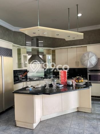 Ready to Use! Luxury House LT 634m2 Desain Elegan di Pondok Indah Ready to Use! Luxury House LT 634m2 Desain Elegan di Pondok Indah