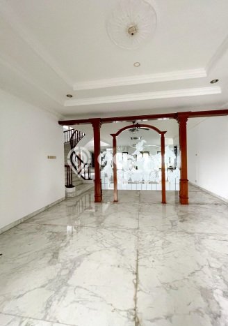 Rumah Mewah LB 1000m2 Siap Pakai Desain Elegan di Kemang, Jakarta Selatan Rumah Mewah LB 1000m2 Siap Pakai Desain Elegan di Kemang, Jakarta Selatan