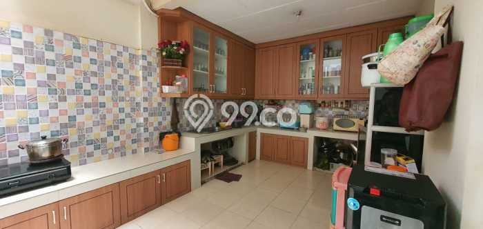 Ready to Use! Premium House LT 540m2 Desain Elegan di Pulomas Ready to Use! Premium House LT 540m2 Desain Elegan di Pulomas