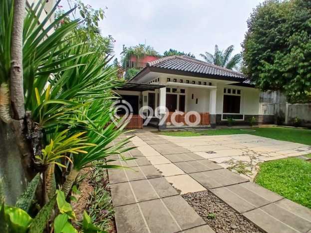Hunian Mewah LB 500m2 Siap Huni Desain Elegan di Cirendeu, Jakarta Selatan Hunian Mewah LB 500m2 Siap Huni Desain Elegan di Cirendeu, Jakarta Selatan
