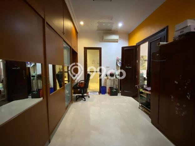Siap Huni Rumah Mewah 5 Kamar di Cilandak Dekat ke Mana Saja Siap Huni Rumah Mewah 5 Kamar di Cilandak Dekat ke Mana Saja