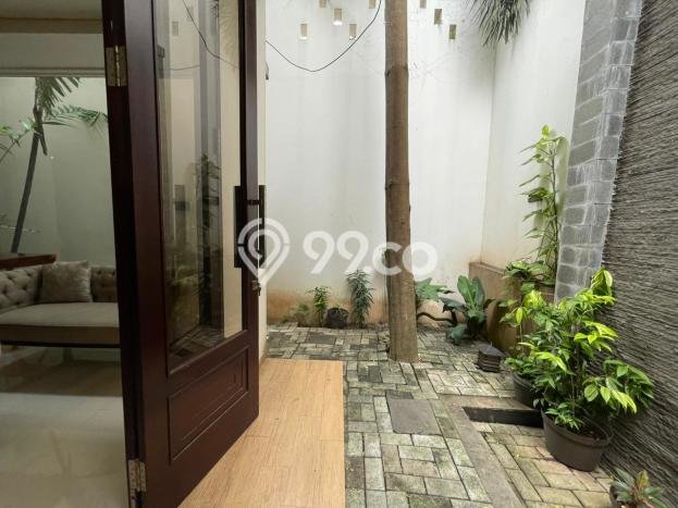 Rumah Mewah LB 270m2 Siap Pakai Desain Elegan di Lebak Bulus, Jakarta Selatan Rumah Mewah LB 270m2 Siap Pakai Desain Elegan di Lebak Bulus, Jakarta Selatan